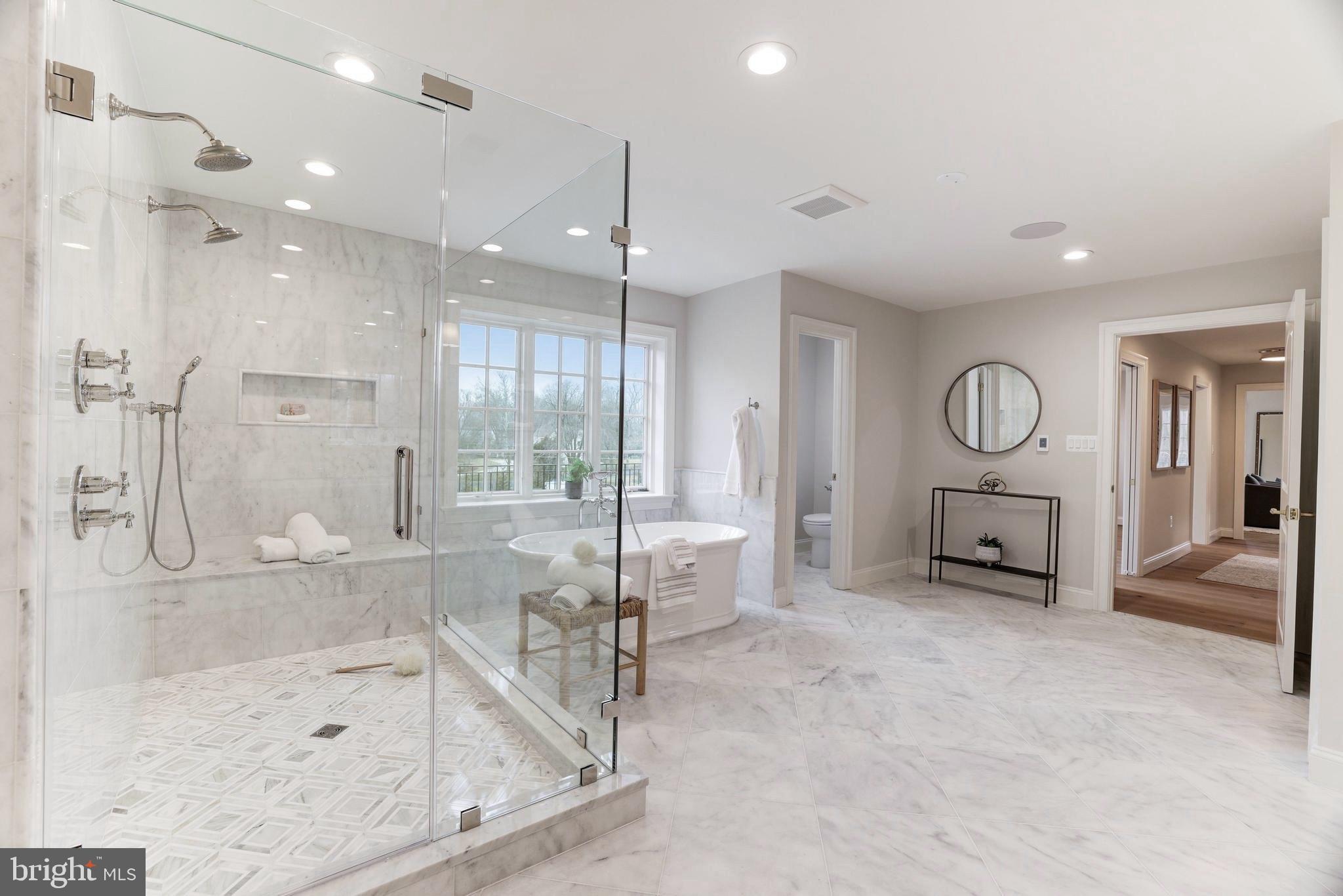 SALONA VILLAGE - Residential