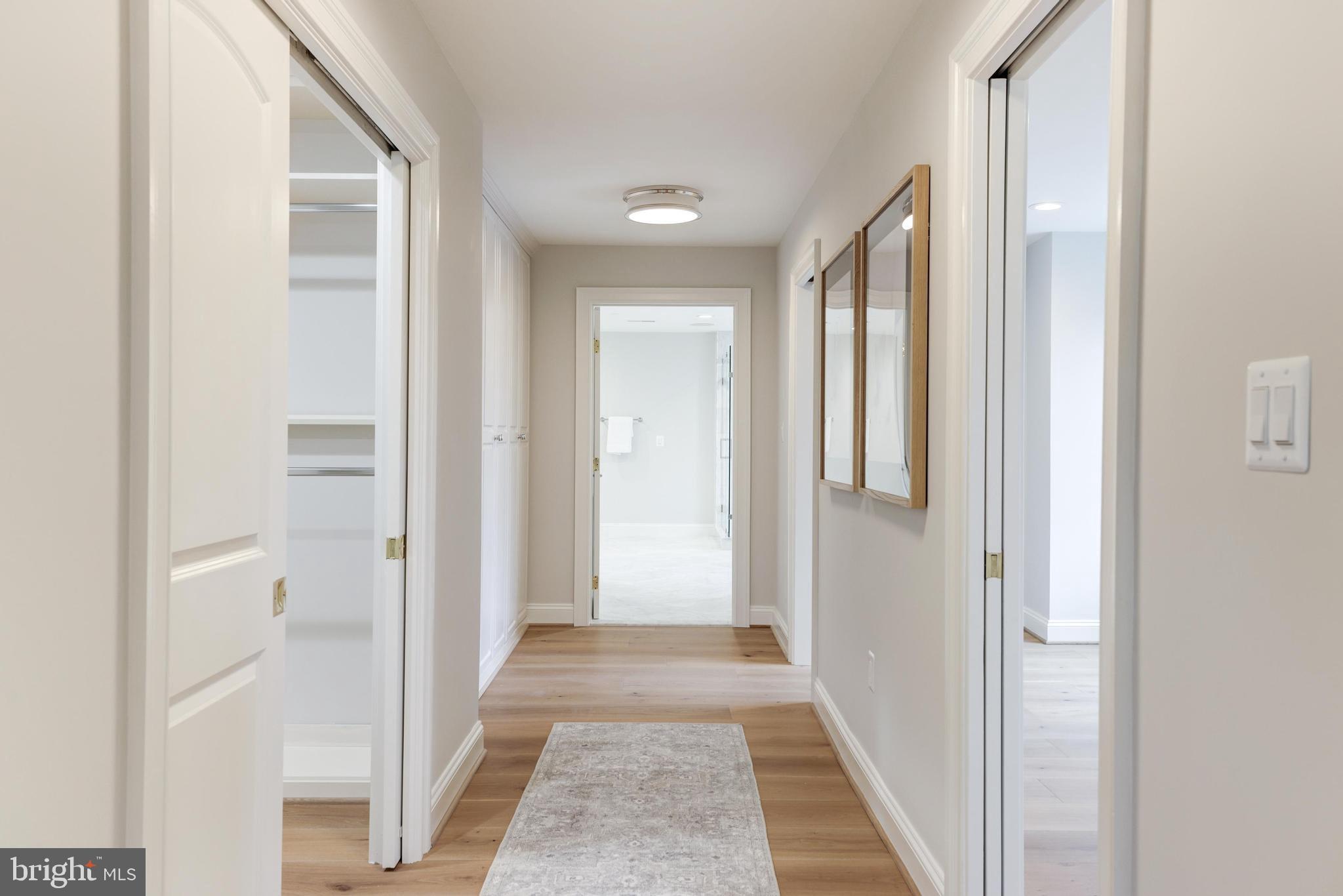 SALONA VILLAGE - Residential