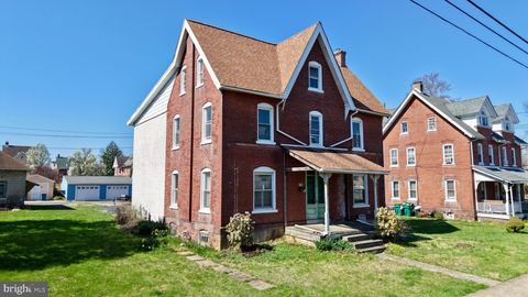 418 DERSTINE AVENUE LANSDALE PA 19446