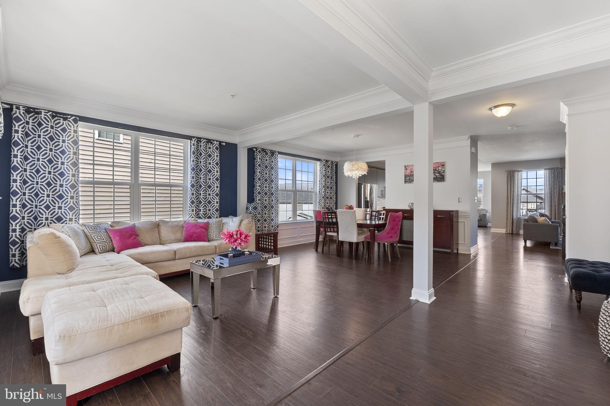 502 WHINSTONE DRIVE