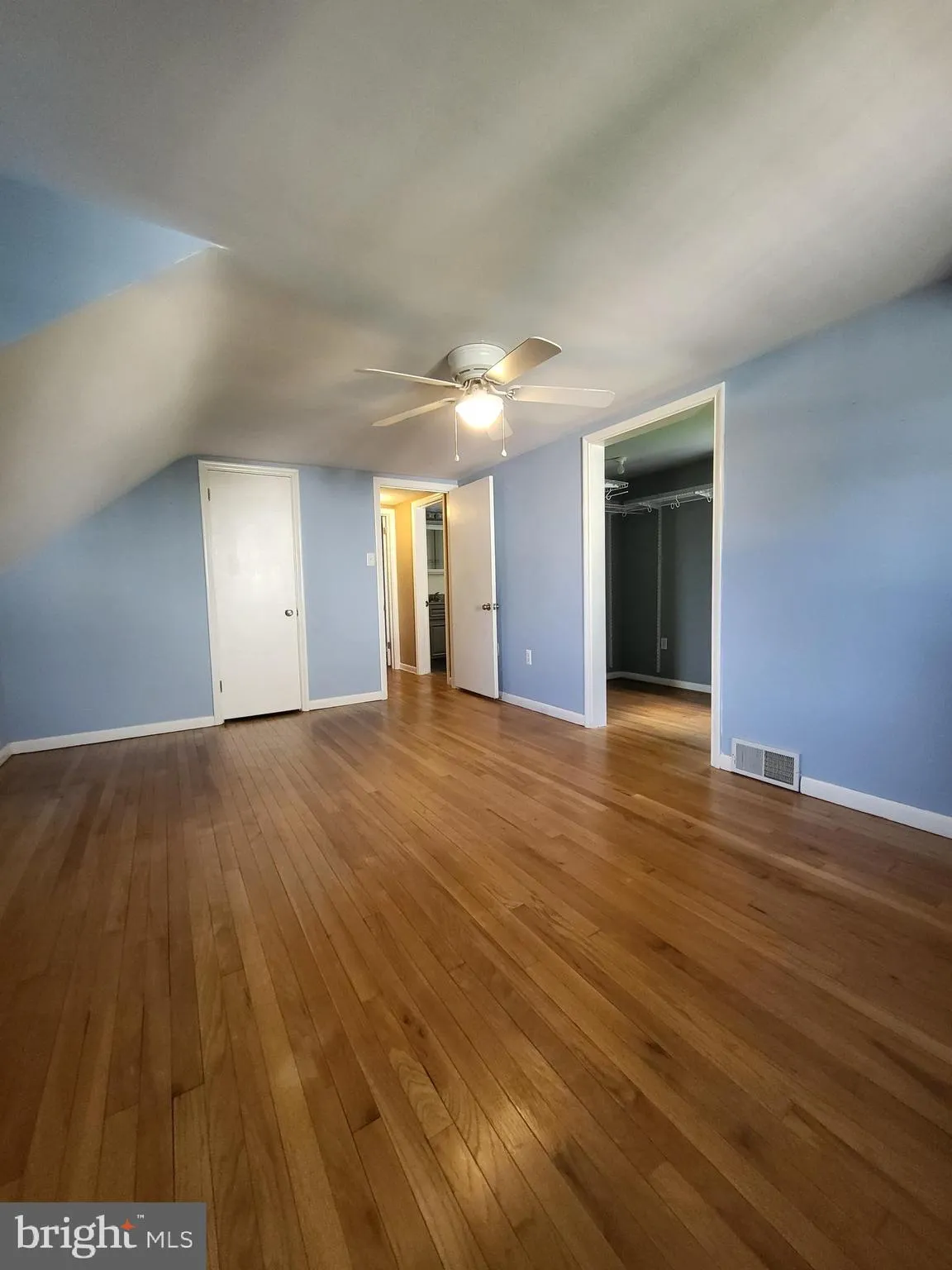 Reading, Pennsylvania 19609, United States, 3 Bedrooms Bedrooms, ,2 BathroomsBathrooms,Residential,Pending,72278