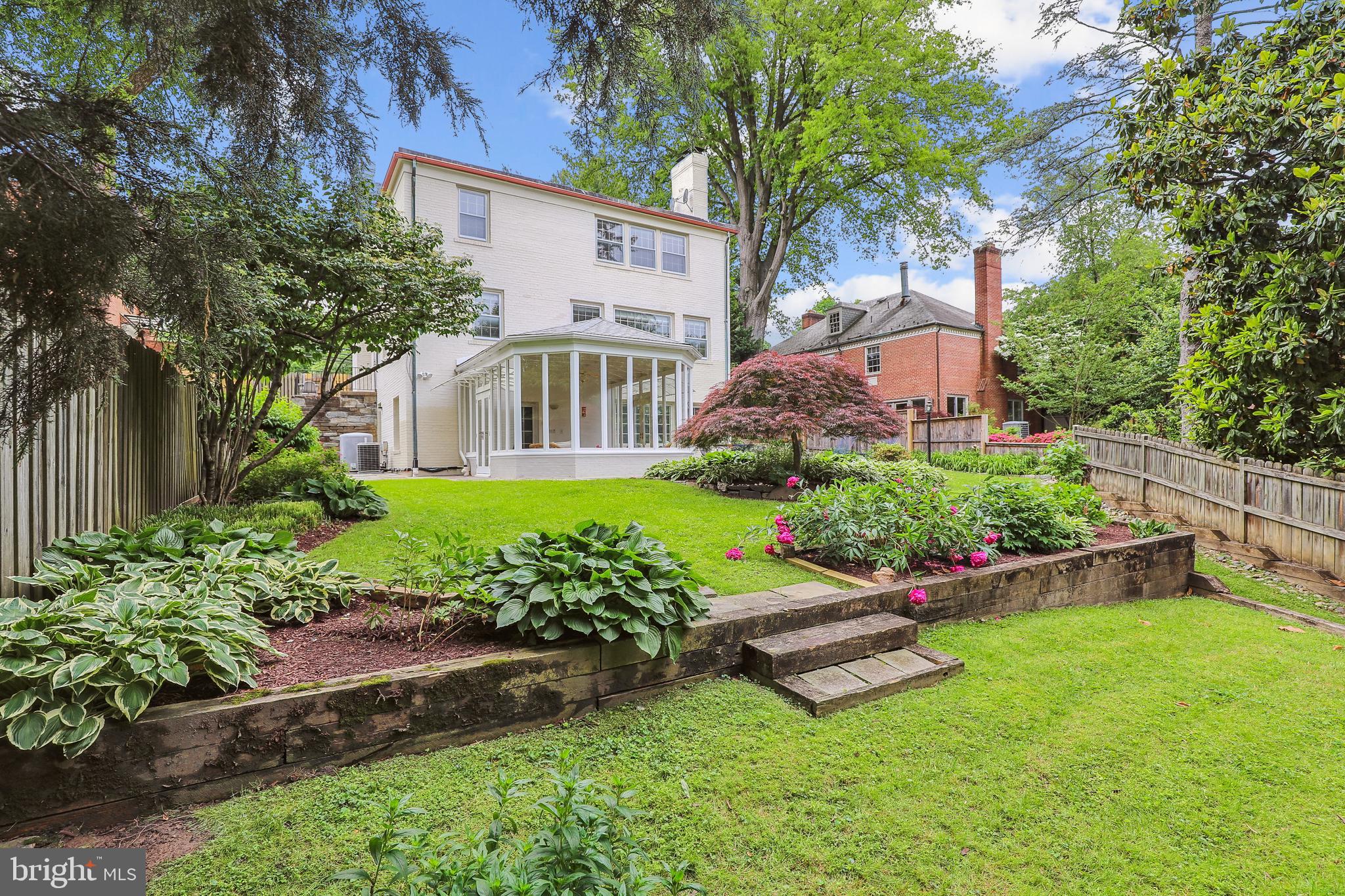 SUMNER - Residential