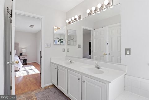 Tiny photo for 8812 Fenimore Place, BRISTOW, VA 20136 (MLS # VAPW2119418)