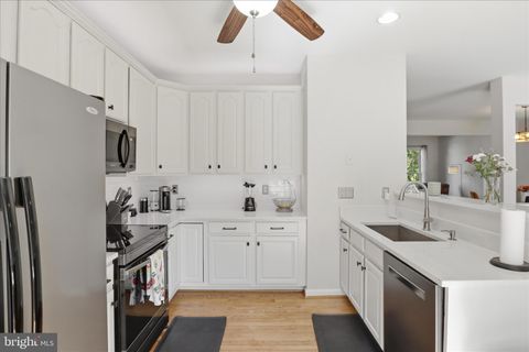 Tiny photo for 8812 Fenimore Place, BRISTOW, VA 20136 (MLS # VAPW2119418)