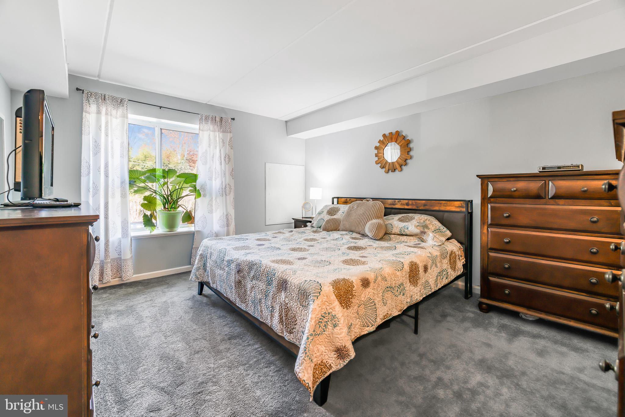 HILLTOP - Residential