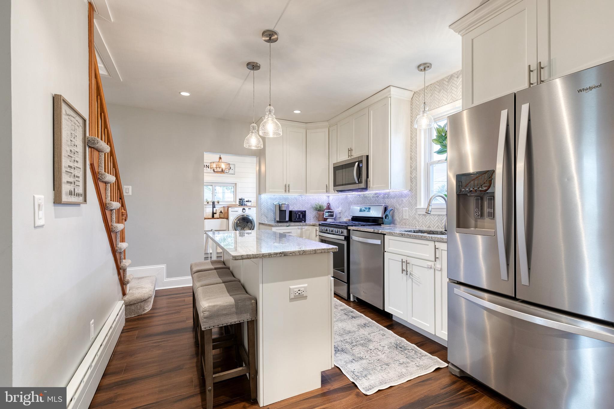 FAIRLAWN - Residential