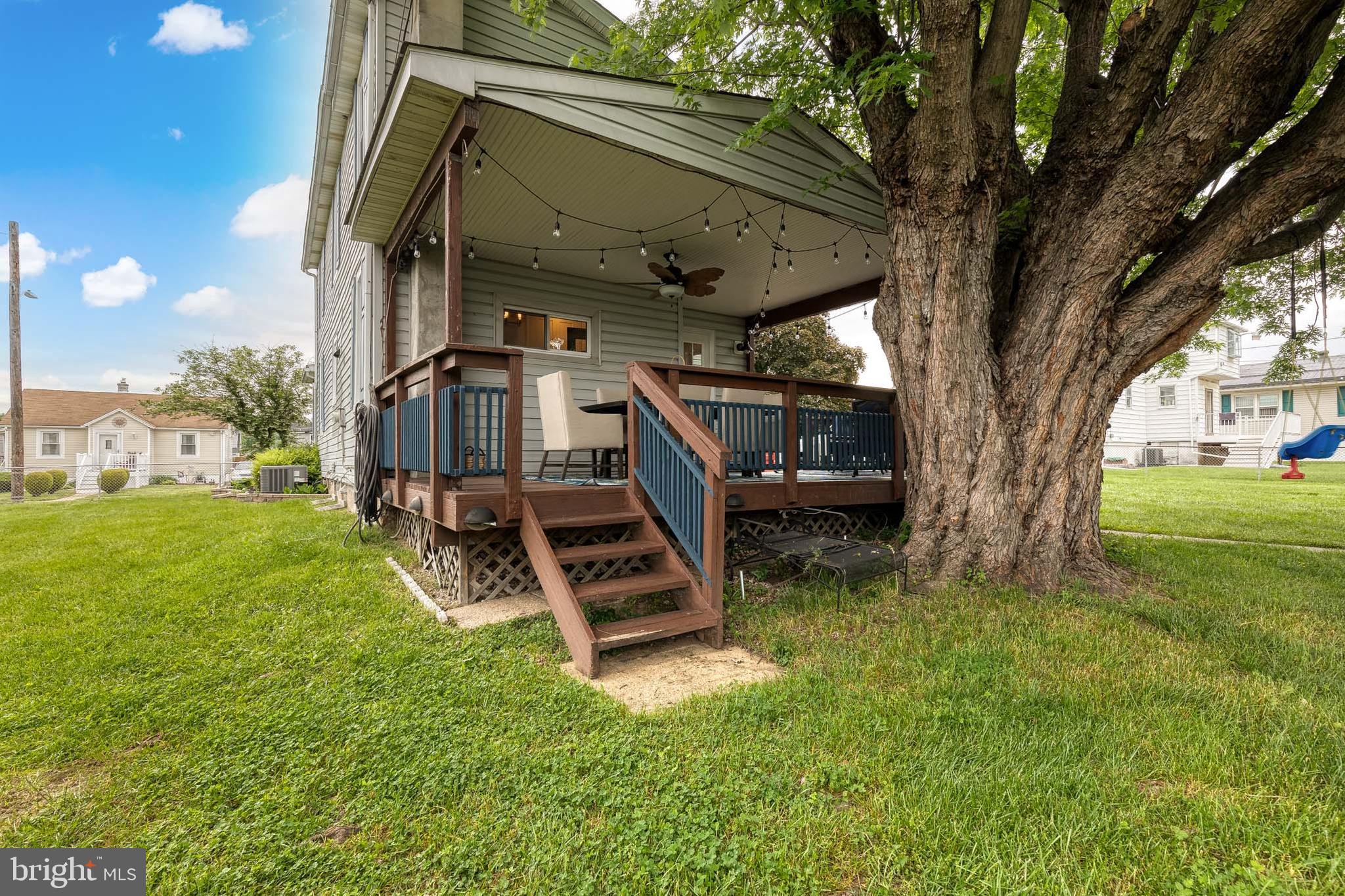 FAIRLAWN - Residential