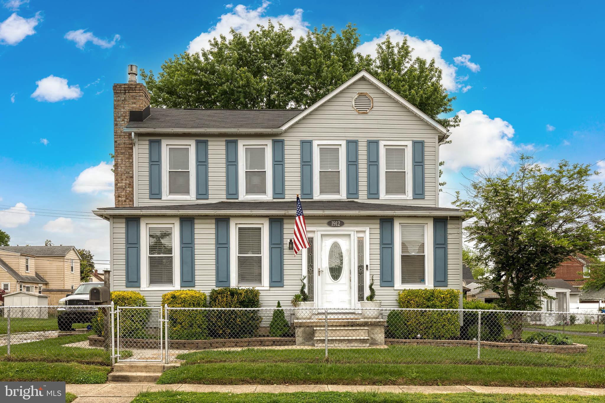 FAIRLAWN - Residential