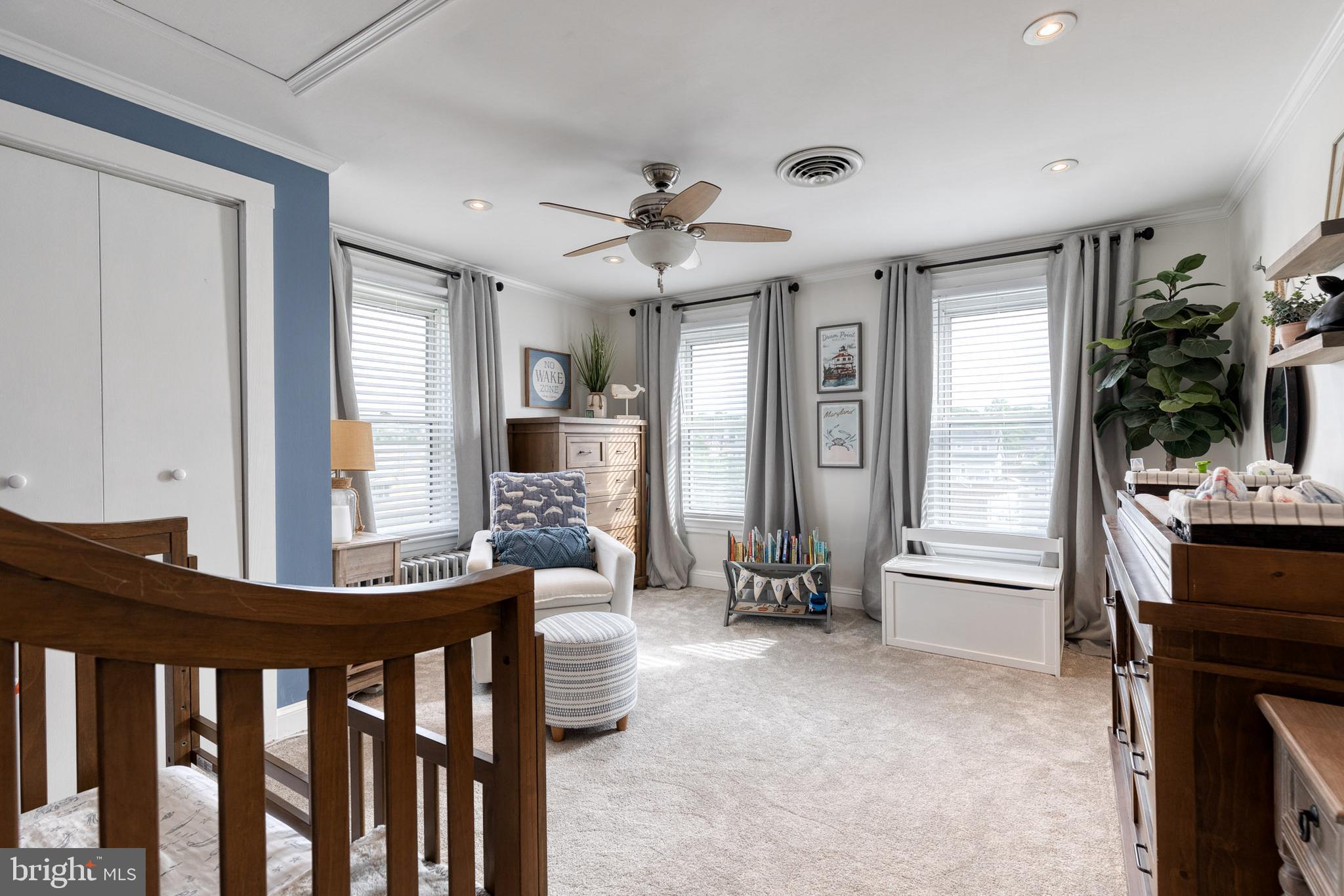 FAIRLAWN - Residential