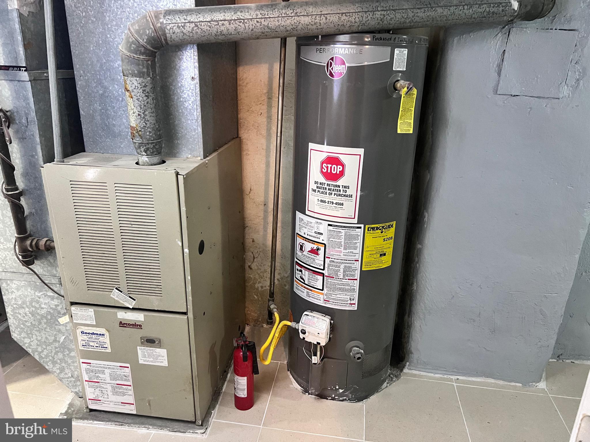 OXFORD CIRCLE - Residential