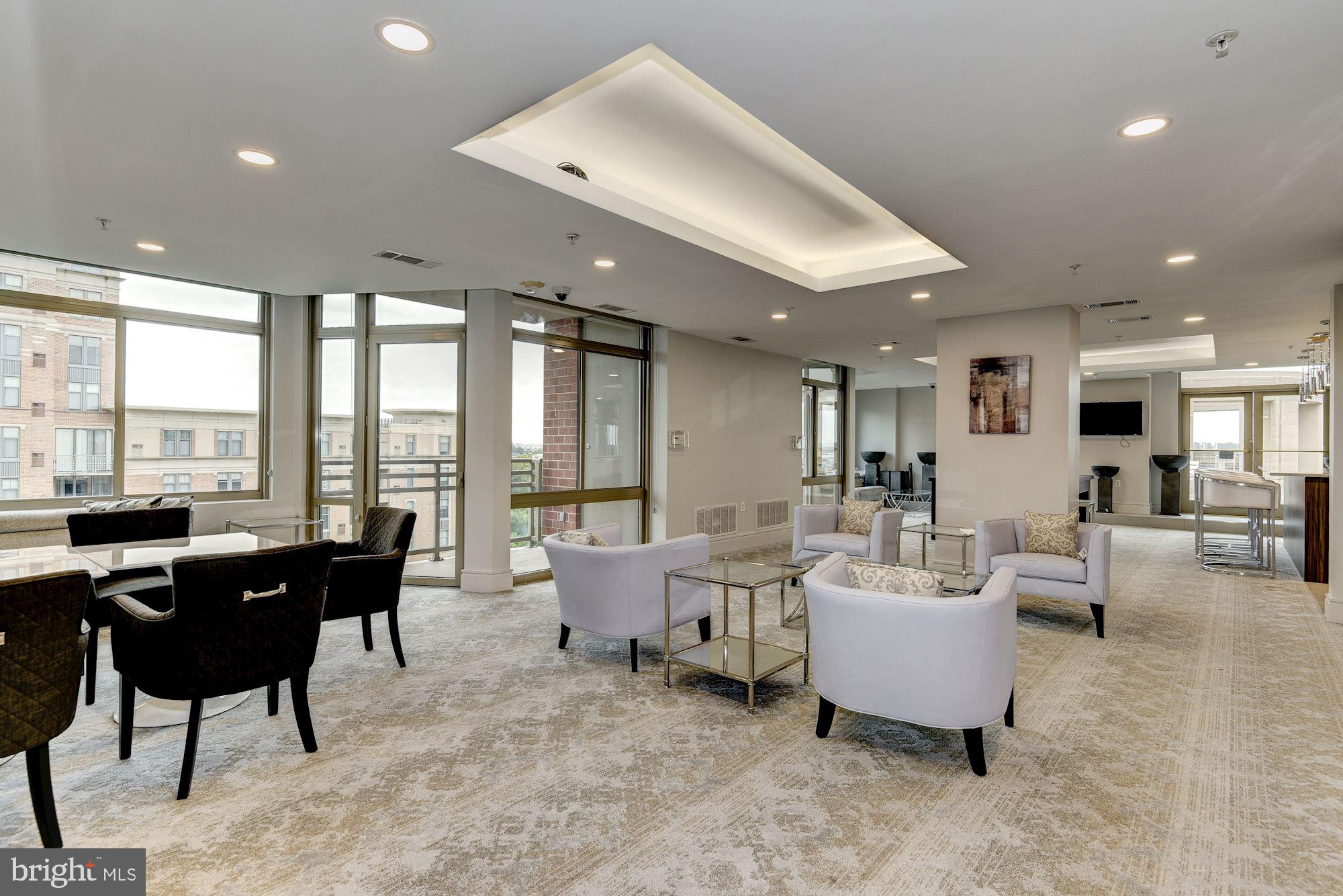 ECLIPSE ON CENTER PARK - Residential Lease