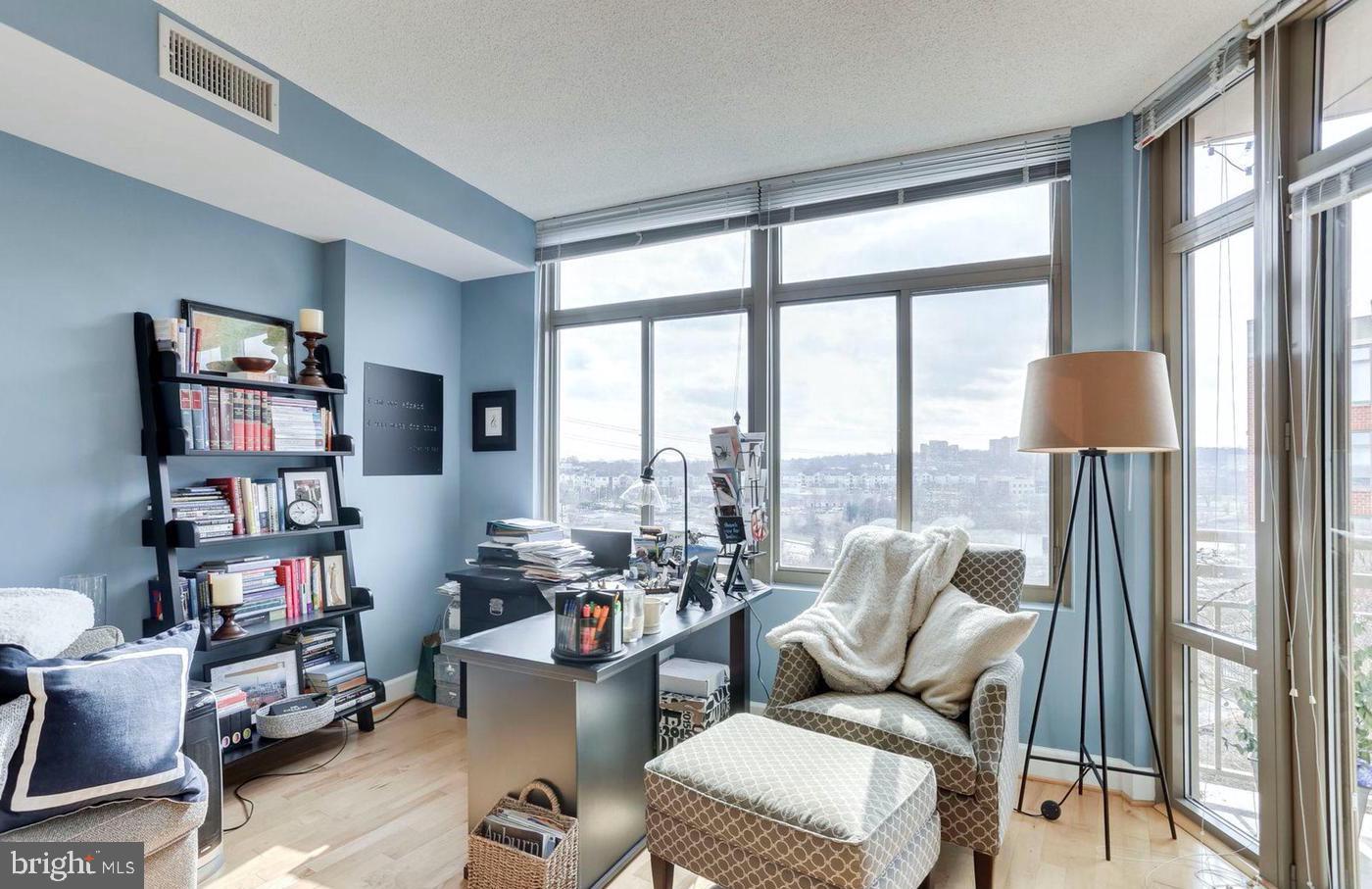 ECLIPSE ON CENTER PARK - Residential Lease