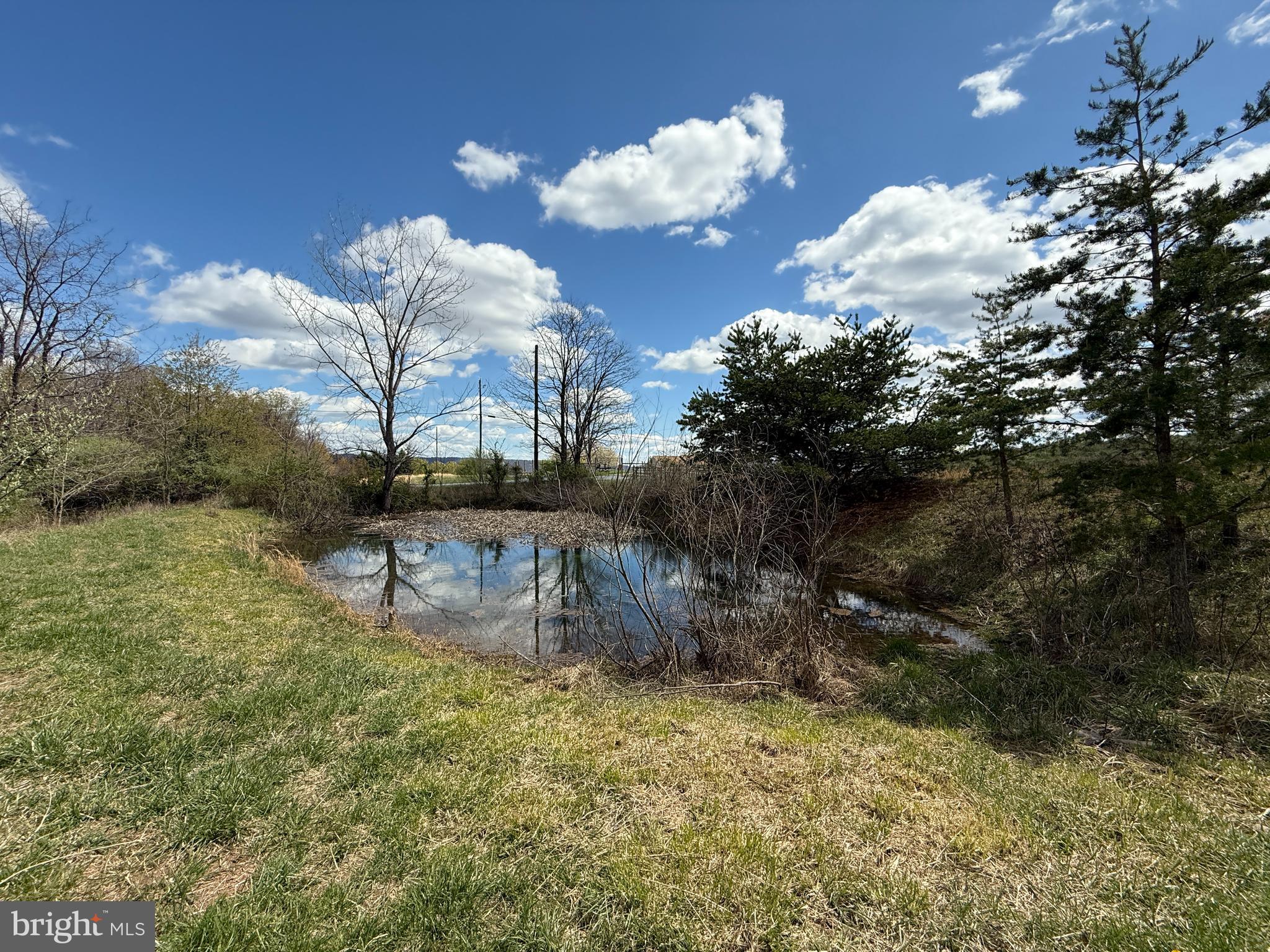 CRESCENT ORCHARDS - Land