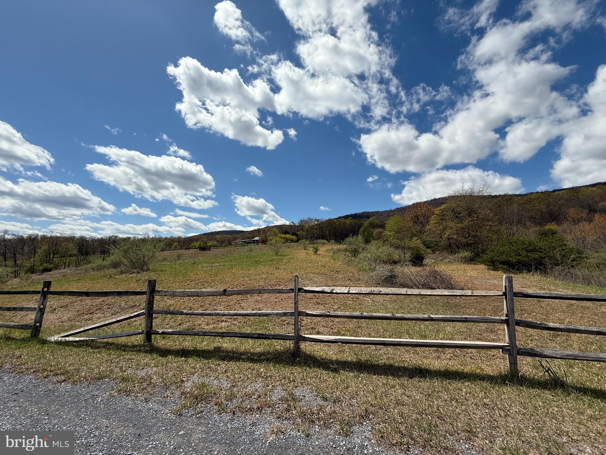 CRESCENT ORCHARDS - Land