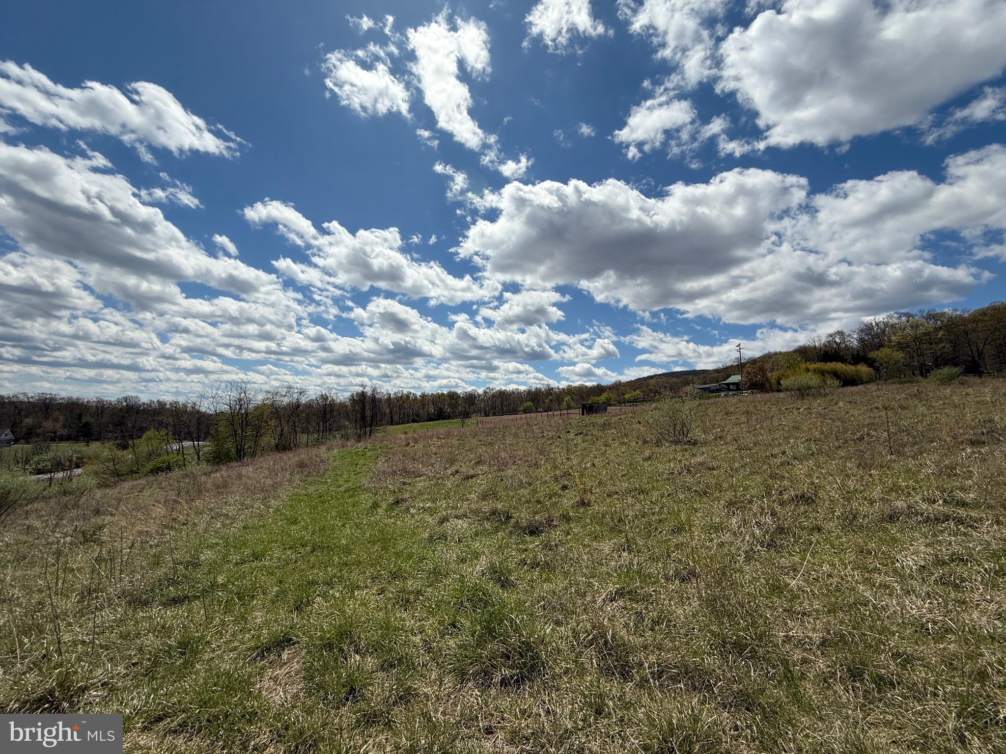 CRESCENT ORCHARDS - Land