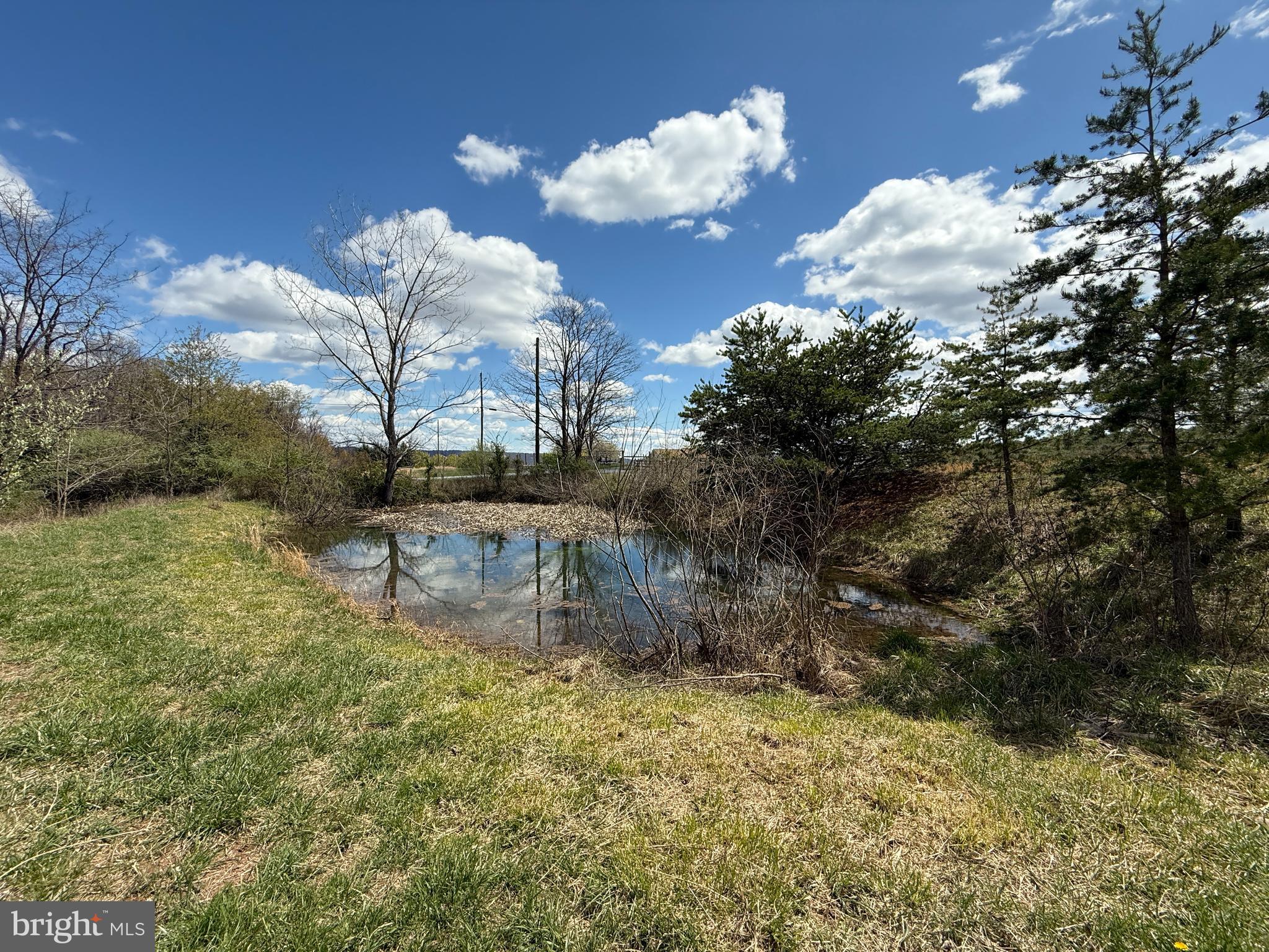 CRESCENT ORCHARDS - Land
