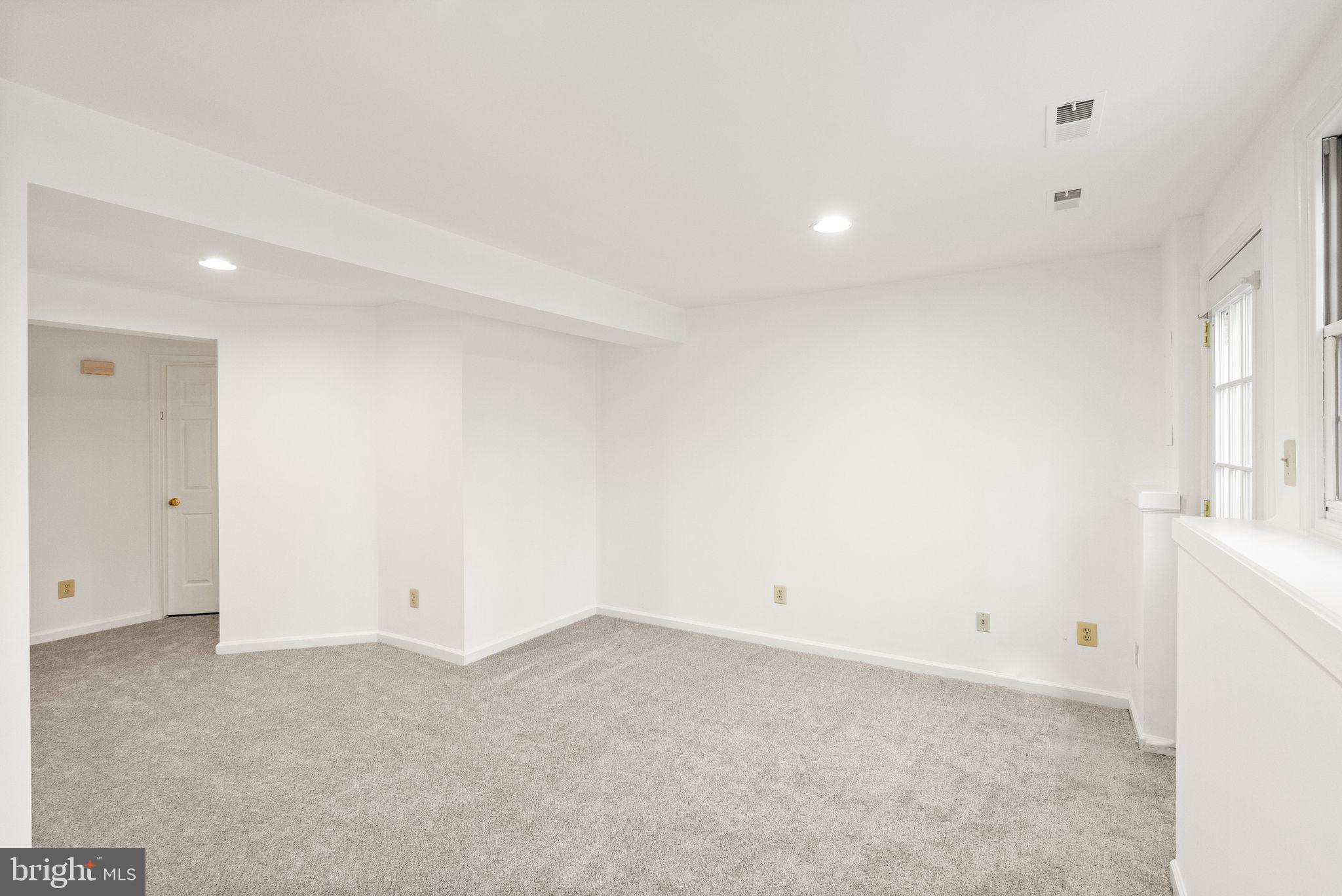 GREEN TRAILS - Residential