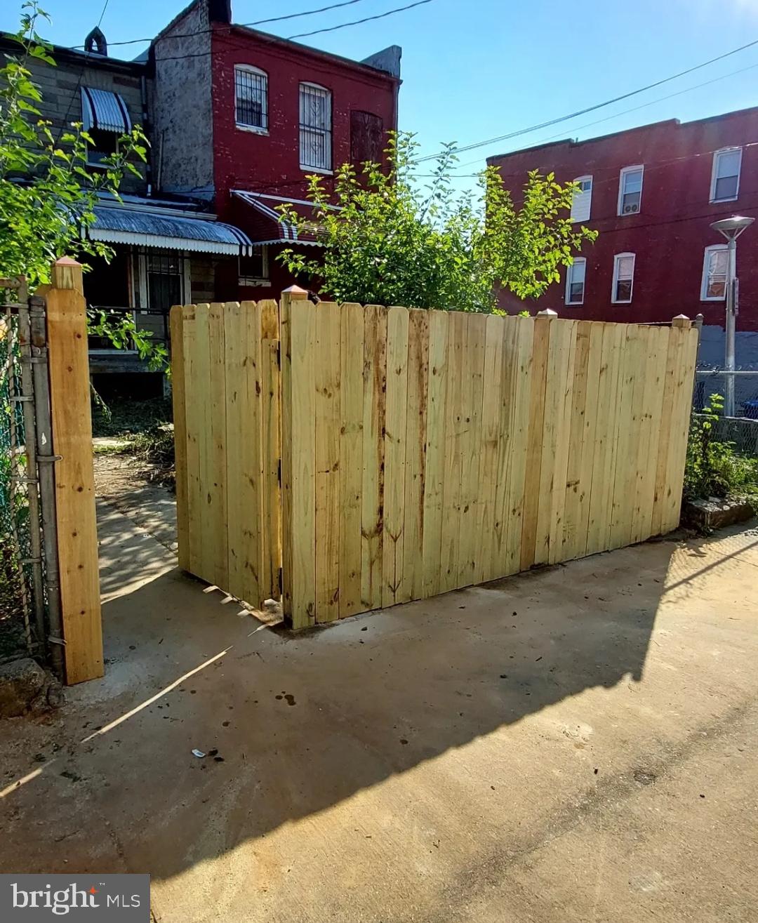 SAINT JOSEPHS - Residential Lease