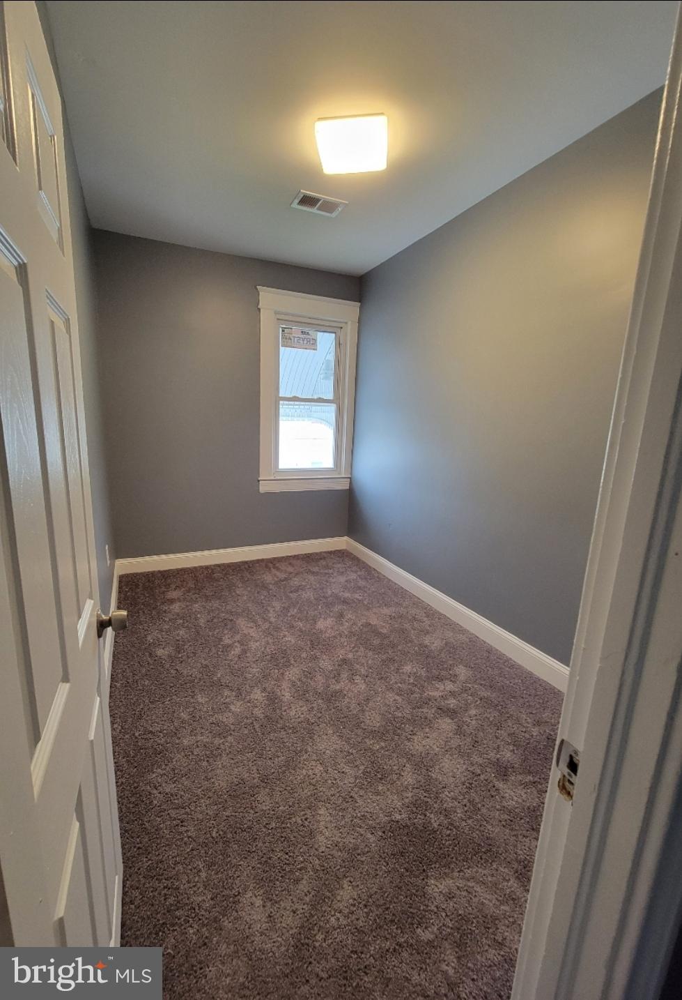 SAINT JOSEPHS - Residential Lease