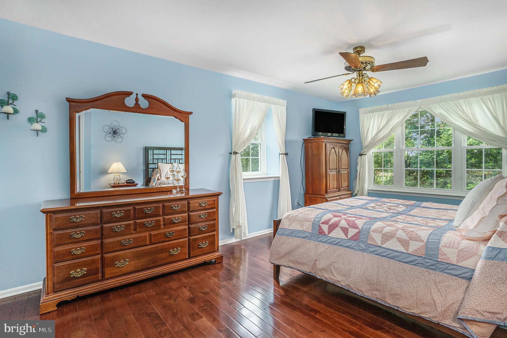 NORTHRIDGE ESTATES - Residential