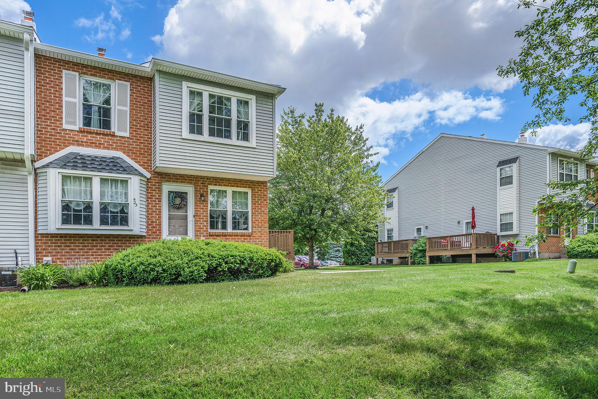 NORTHRIDGE ESTATES - Residential