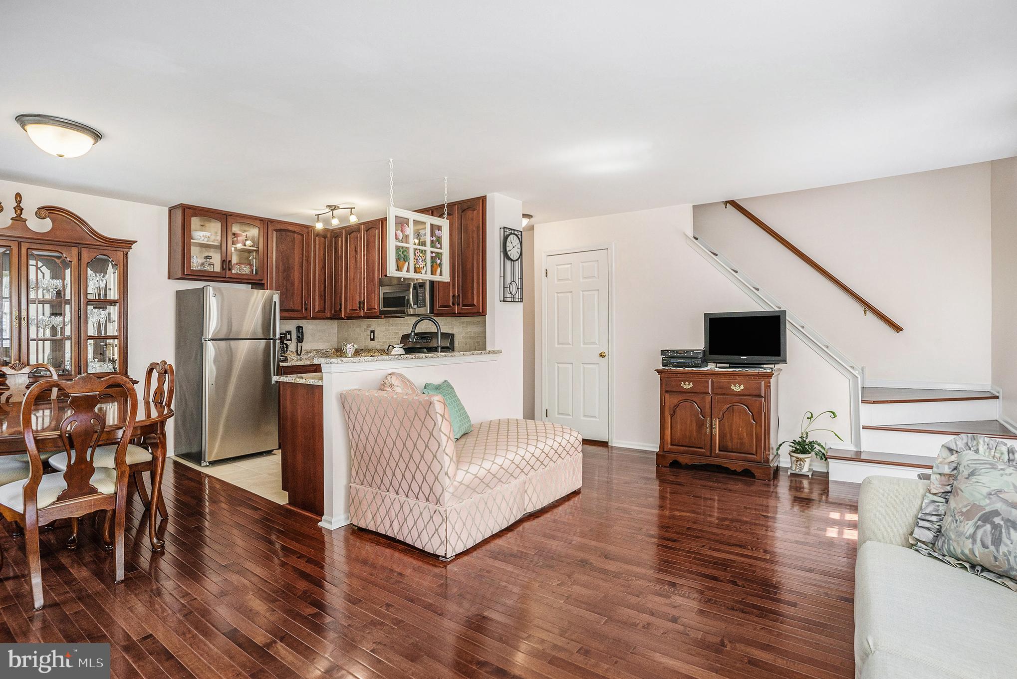 NORTHRIDGE ESTATES - Residential