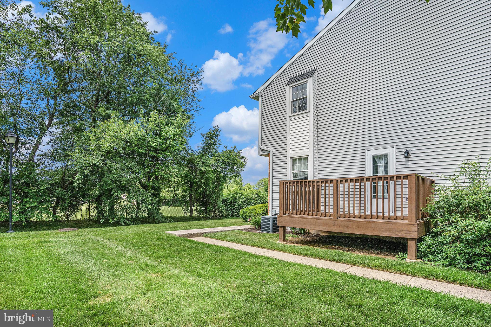 NORTHRIDGE ESTATES - Residential