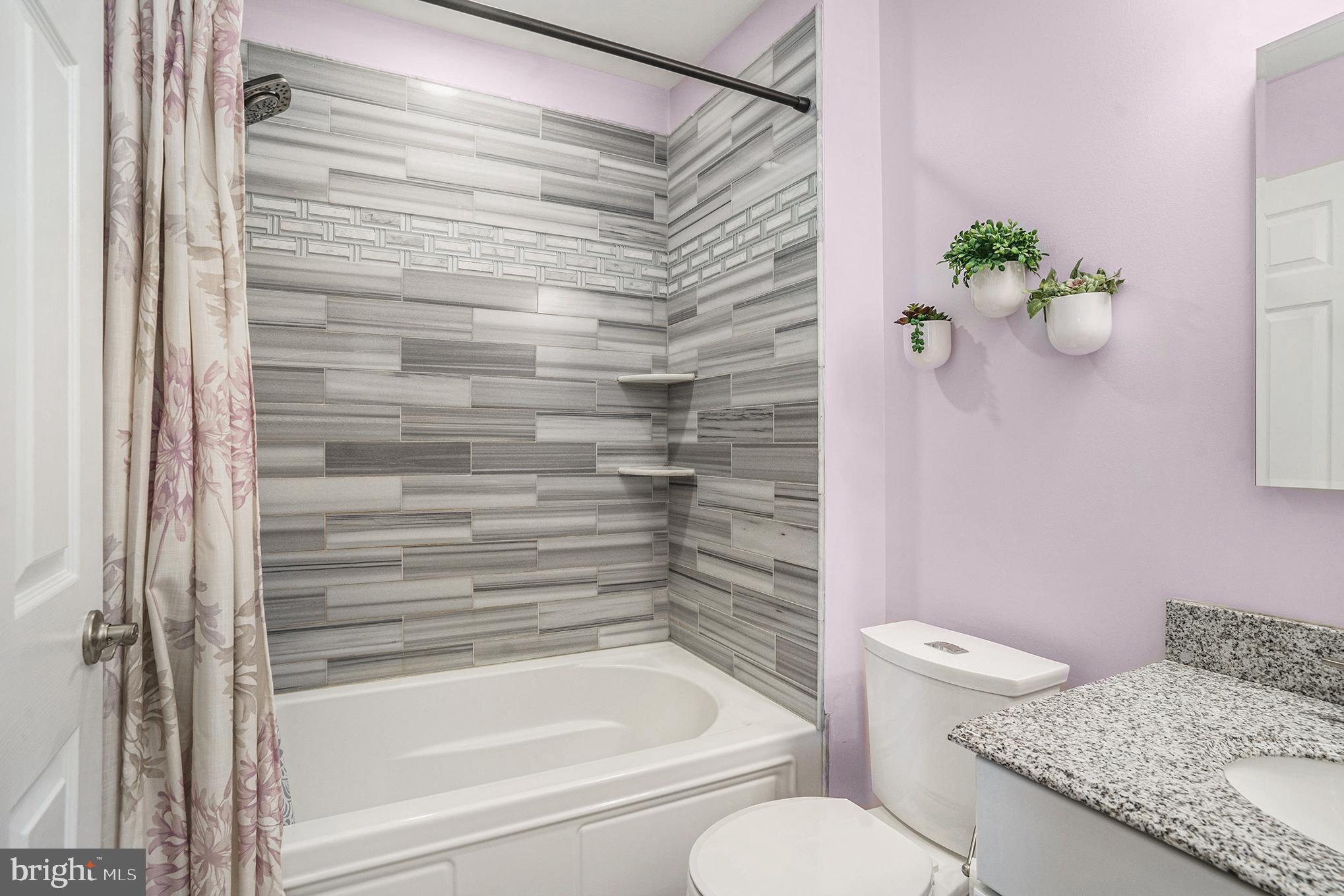 NORTHRIDGE ESTATES - Residential