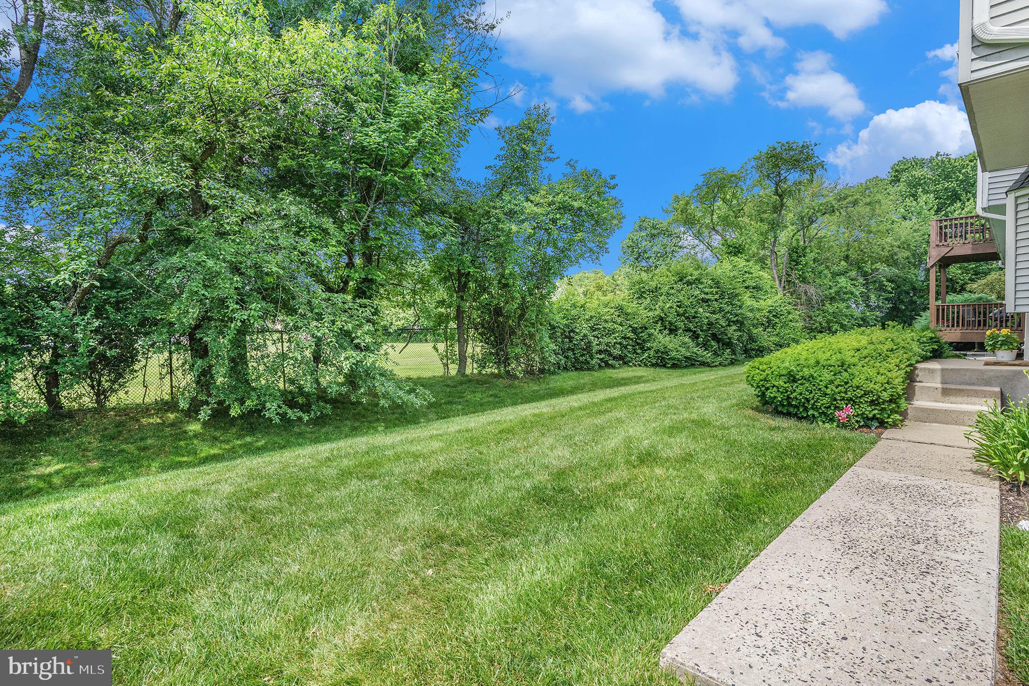 NORTHRIDGE ESTATES - Residential