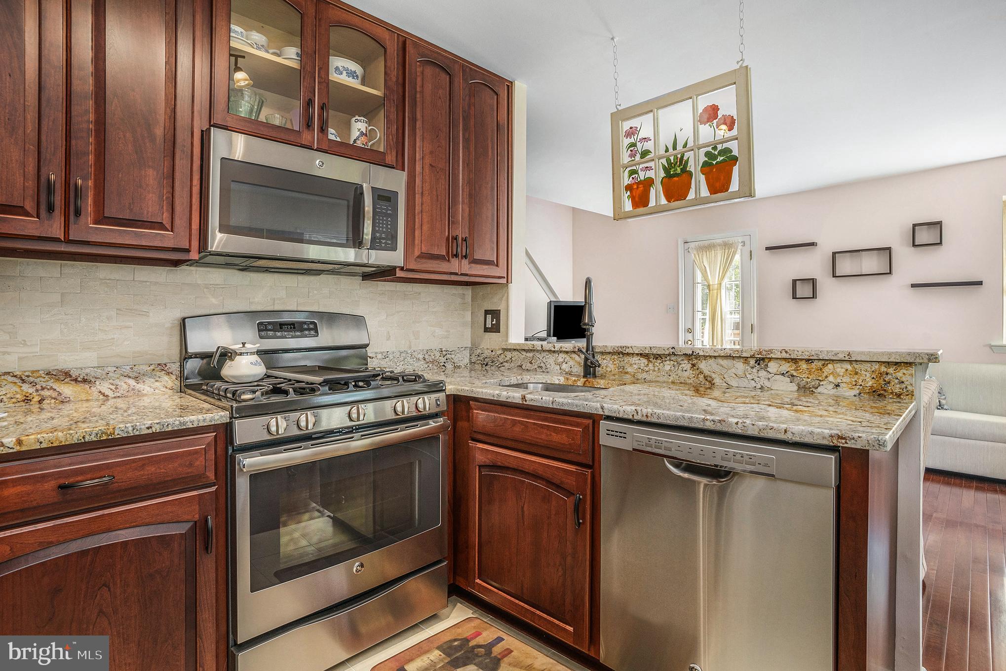 NORTHRIDGE ESTATES - Residential