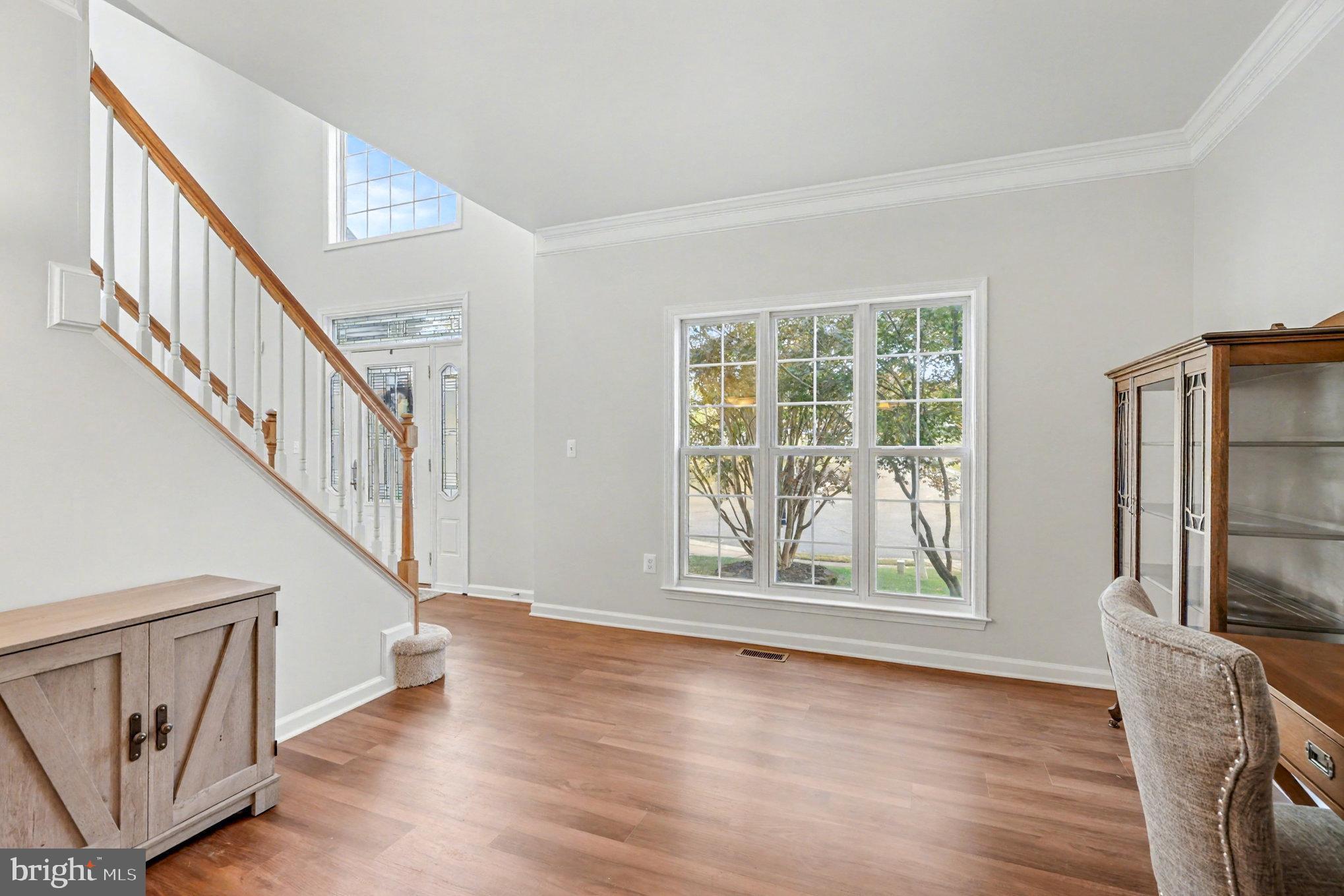 10 REVERE COURT