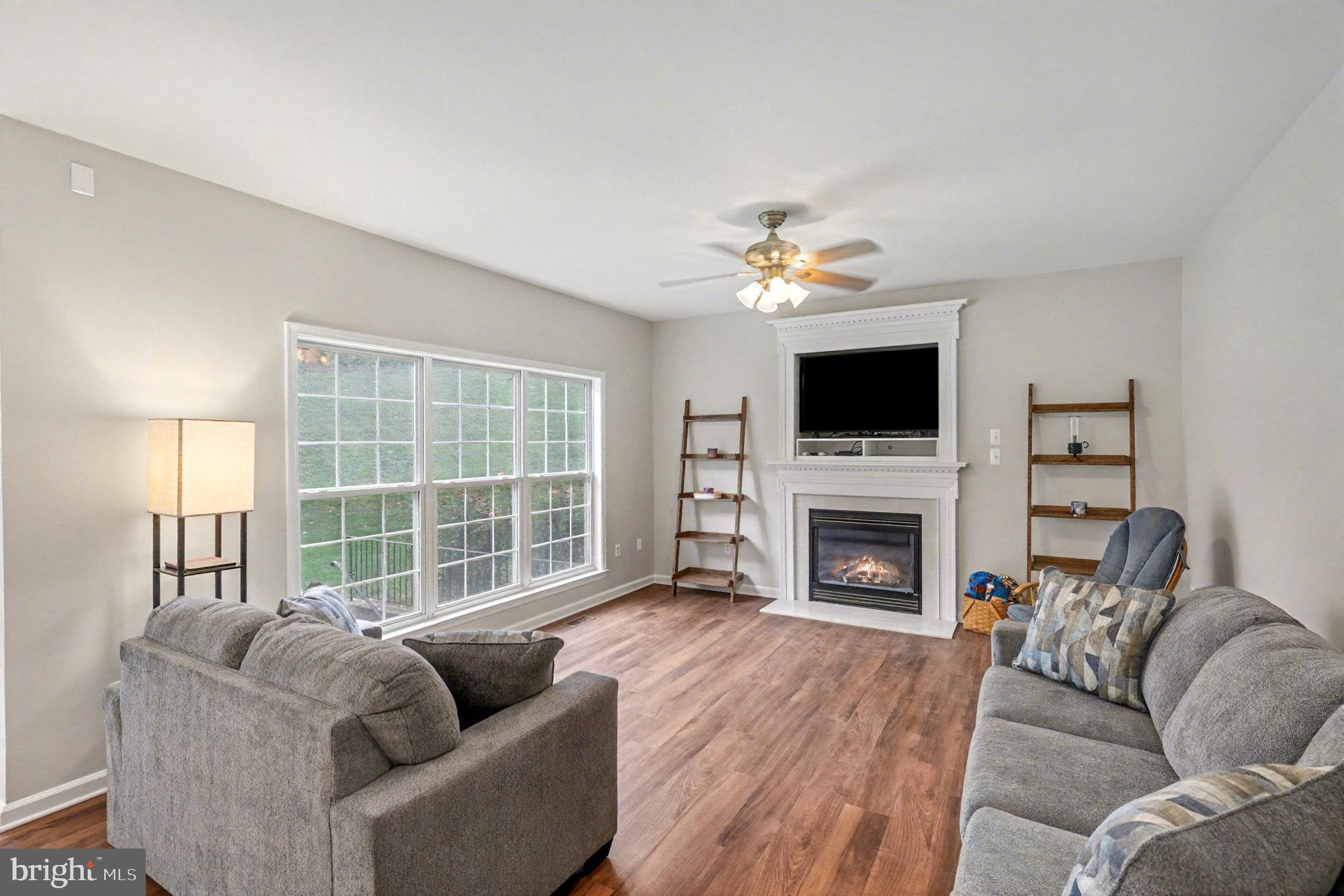 AUSTIN RIDGE - Residential