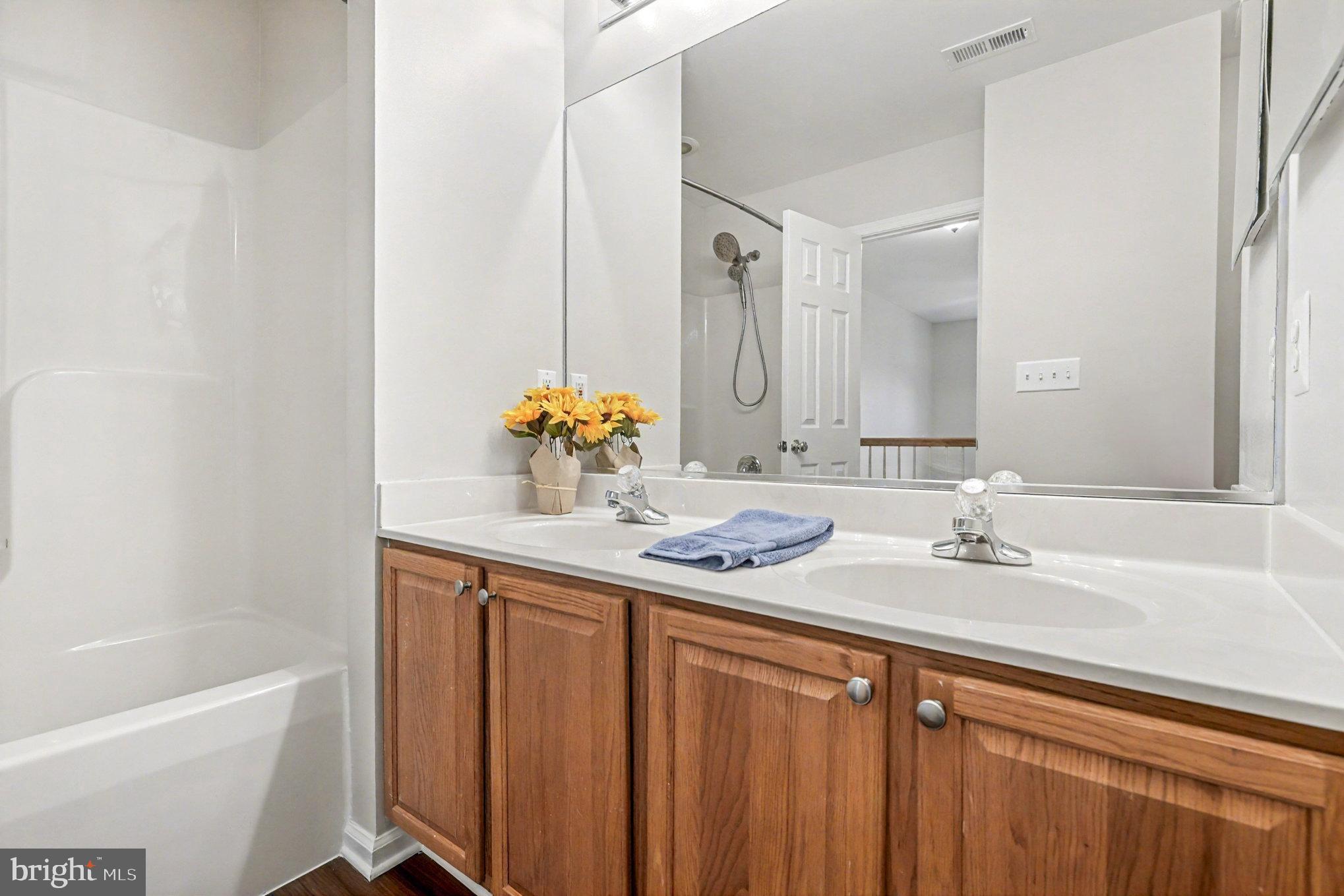 AUSTIN RIDGE - Residential