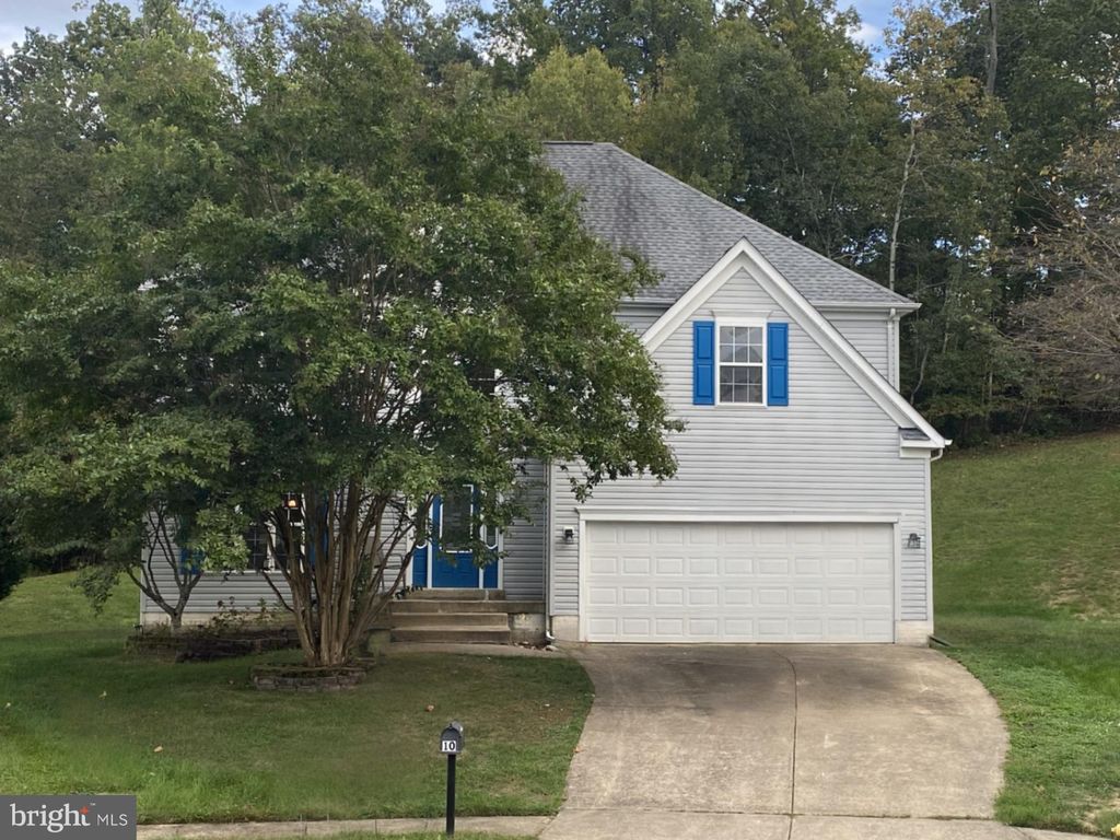 Photo of 10 Revere Court, STAFFORD, VA 22554 (MLS # VAST2043116)