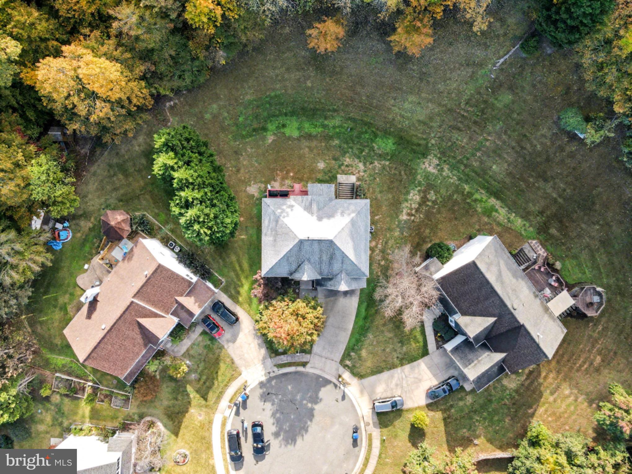 10 REVERE COURT