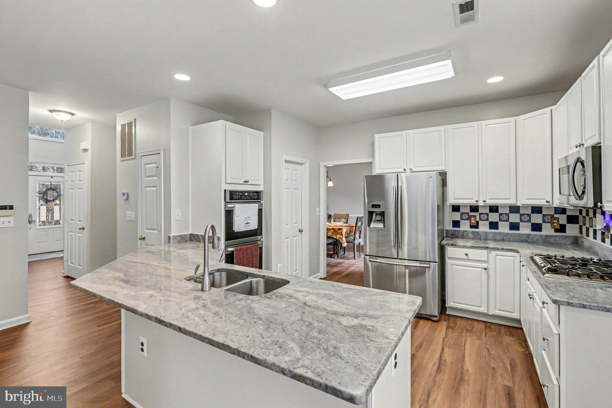 AUSTIN RIDGE - Residential