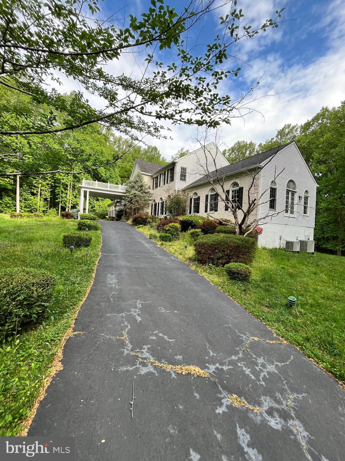 7808 HILL HOUSE COURT