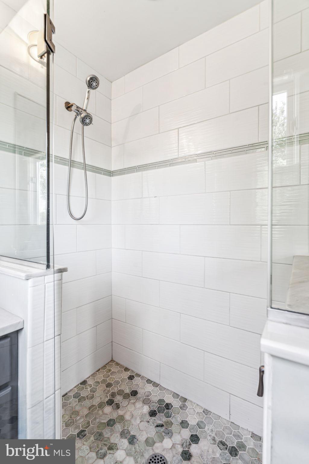 GLEN MILLS - Residential