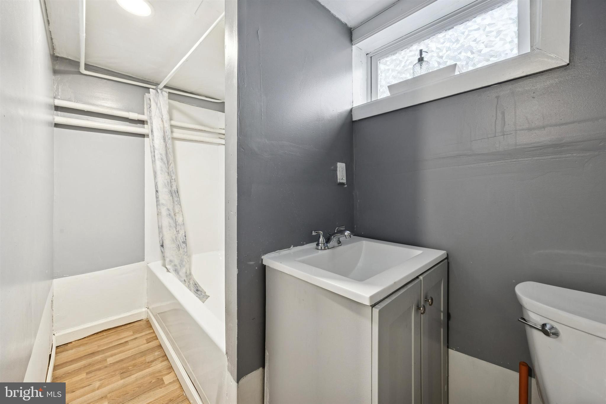 COLLINGDALE - Residential