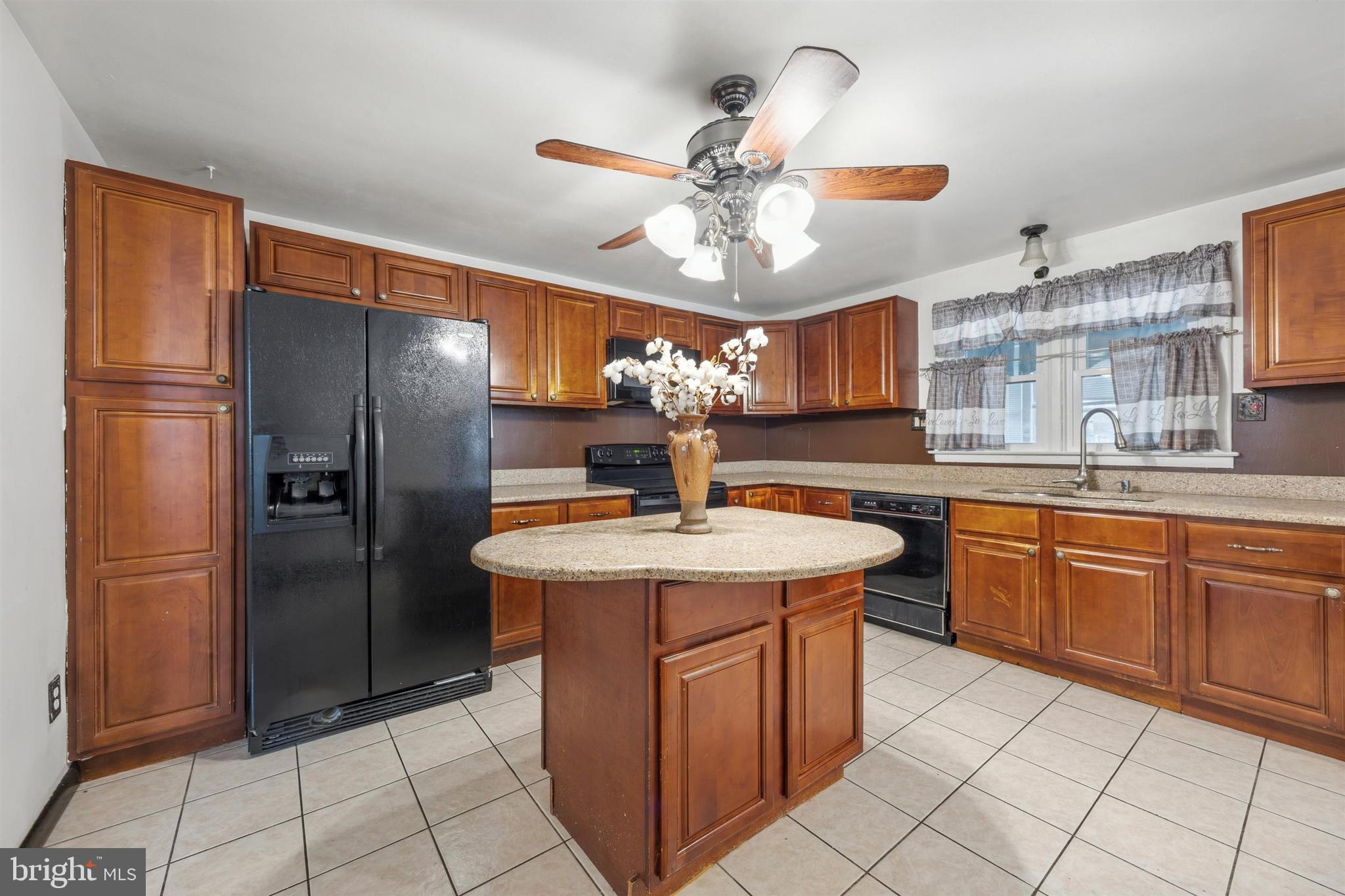 COLLINGDALE - Residential