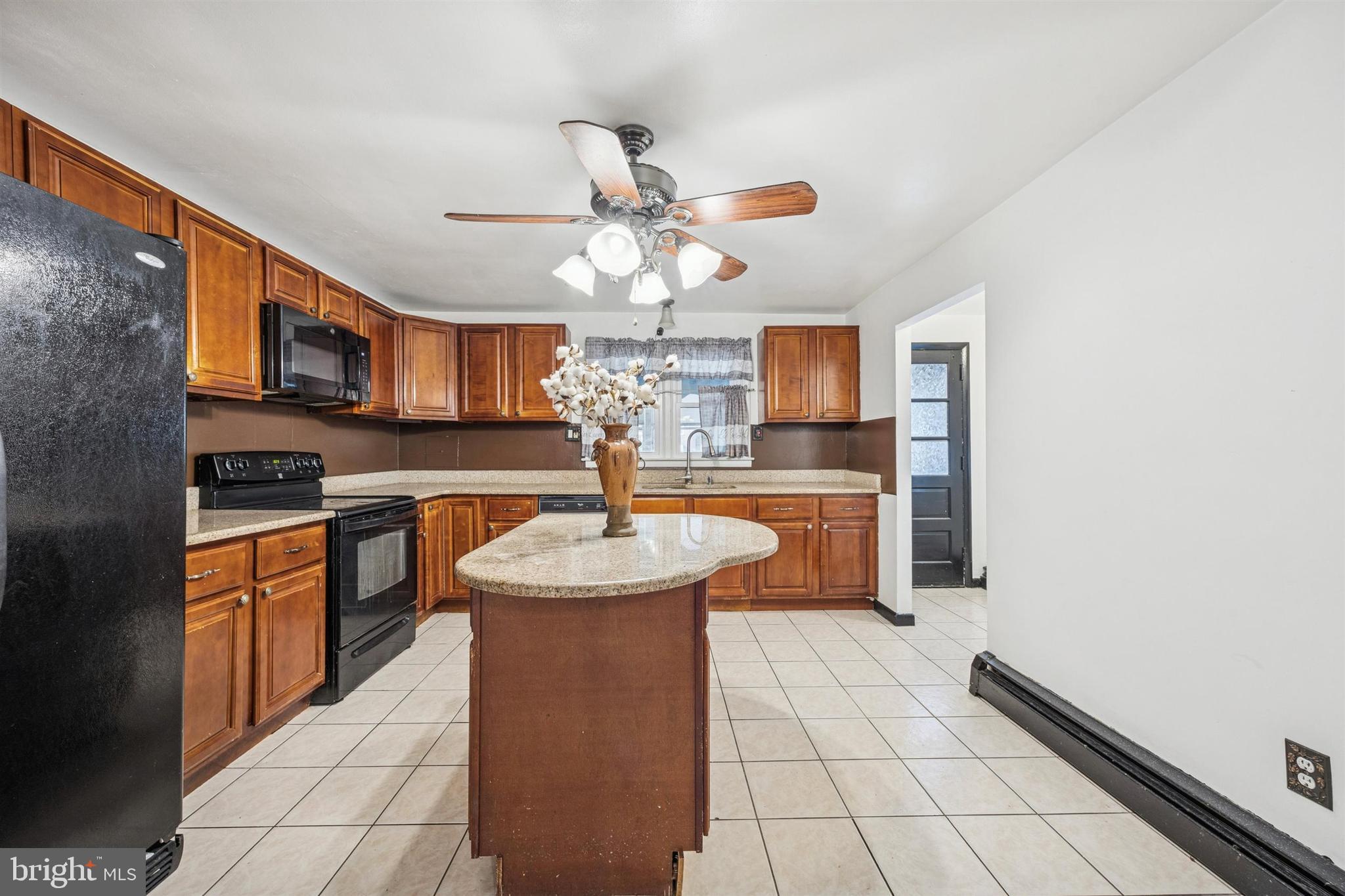 COLLINGDALE - Residential