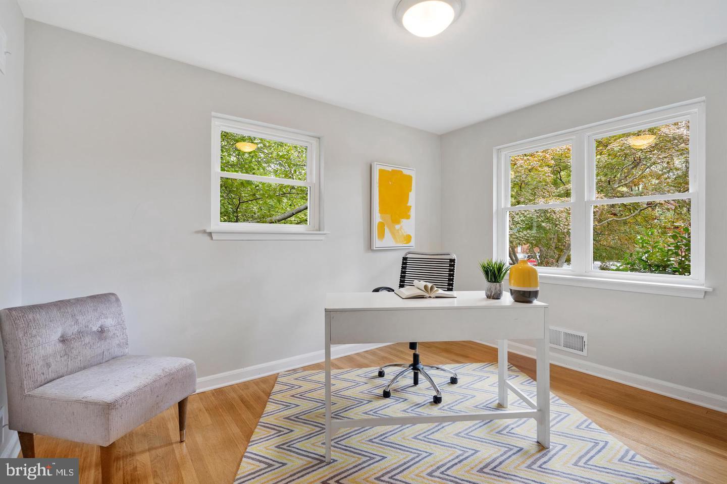 FALLS CHURCH CITY - Residential Lease