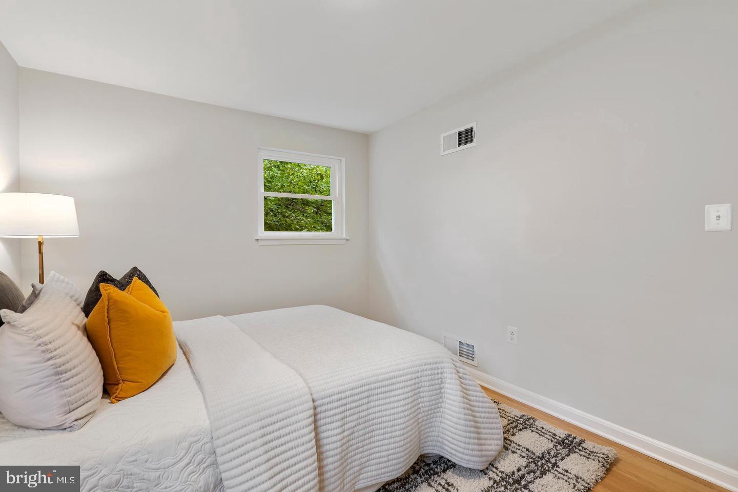 FALLS CHURCH CITY - Residential Lease