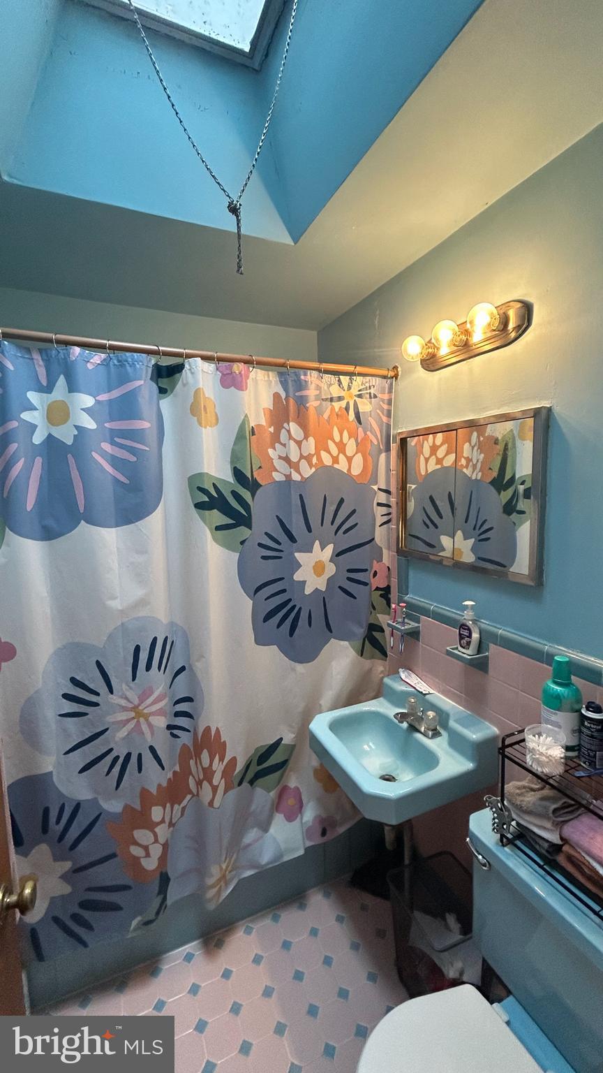 FOX CHASE - Residential Lease