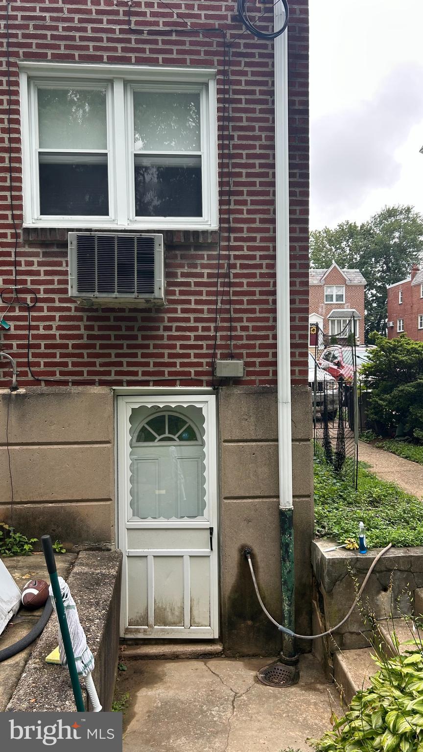 FOX CHASE - Residential Lease