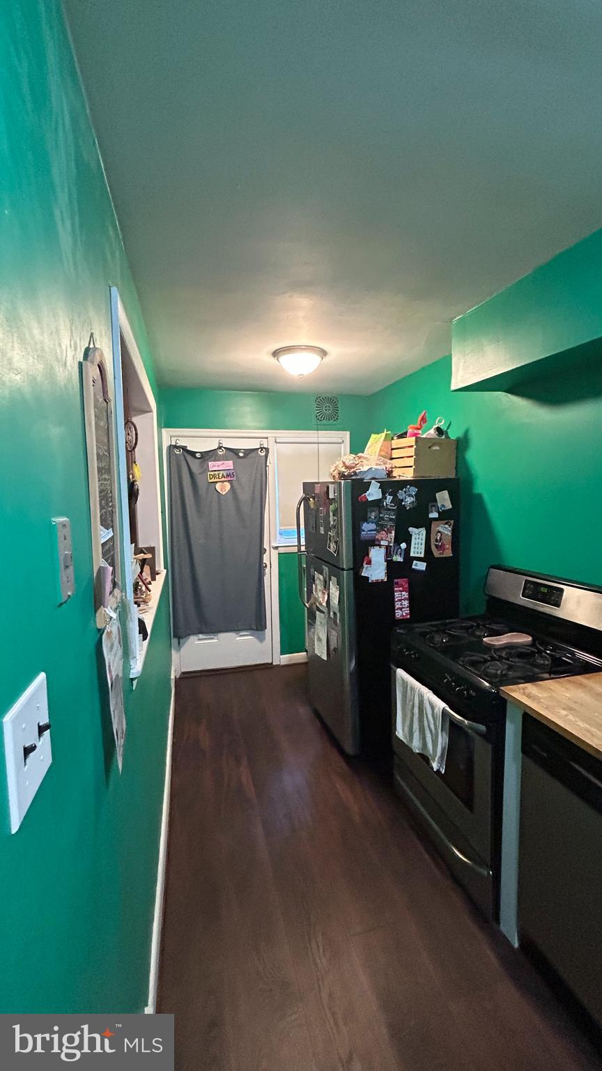 FOX CHASE - Residential Lease