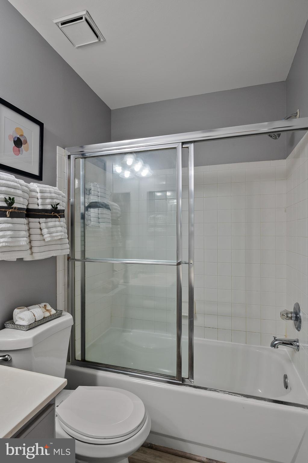 CEDAR GROVE AT CROFTON - Residential