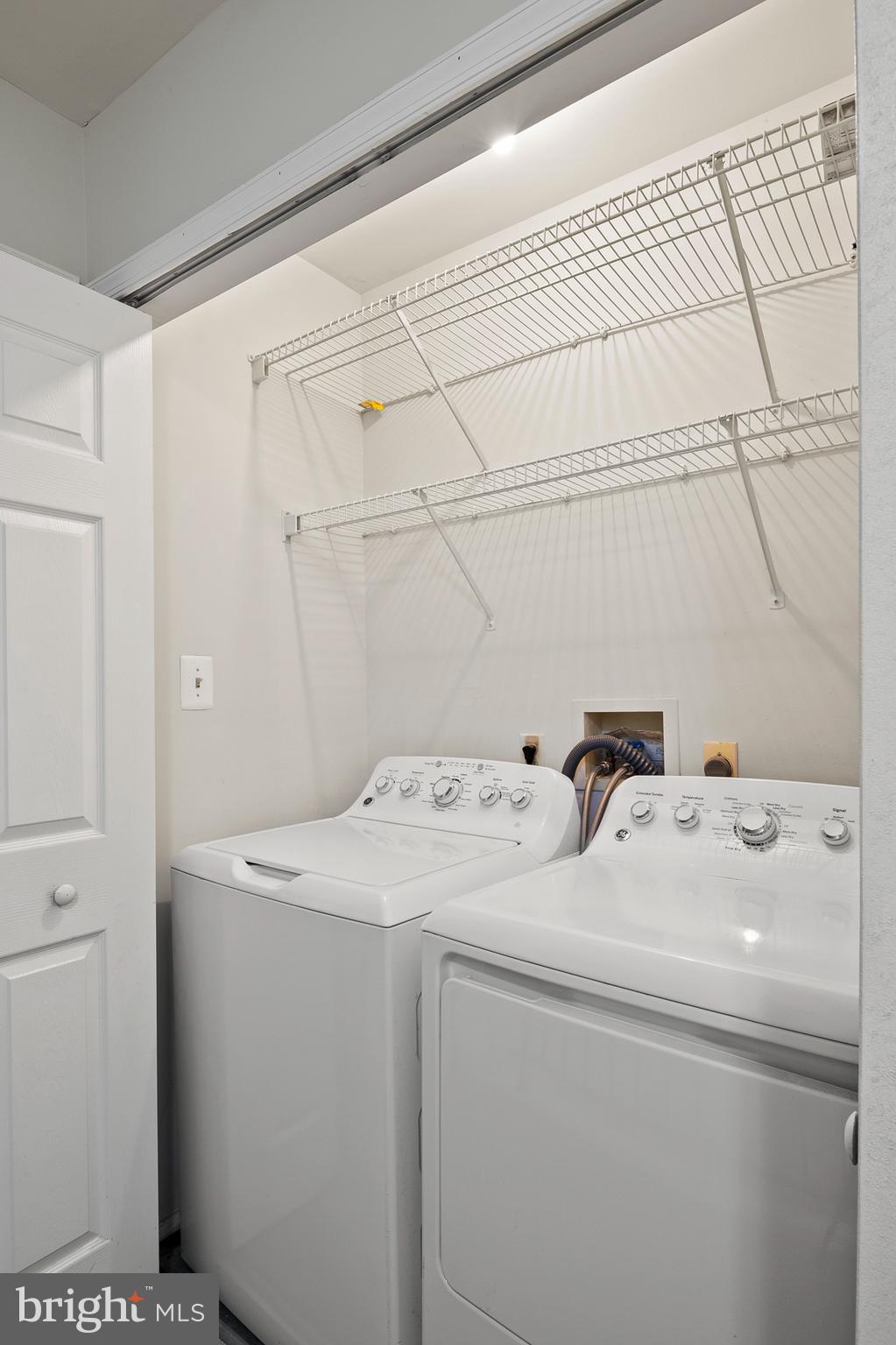 CEDAR GROVE AT CROFTON - Residential