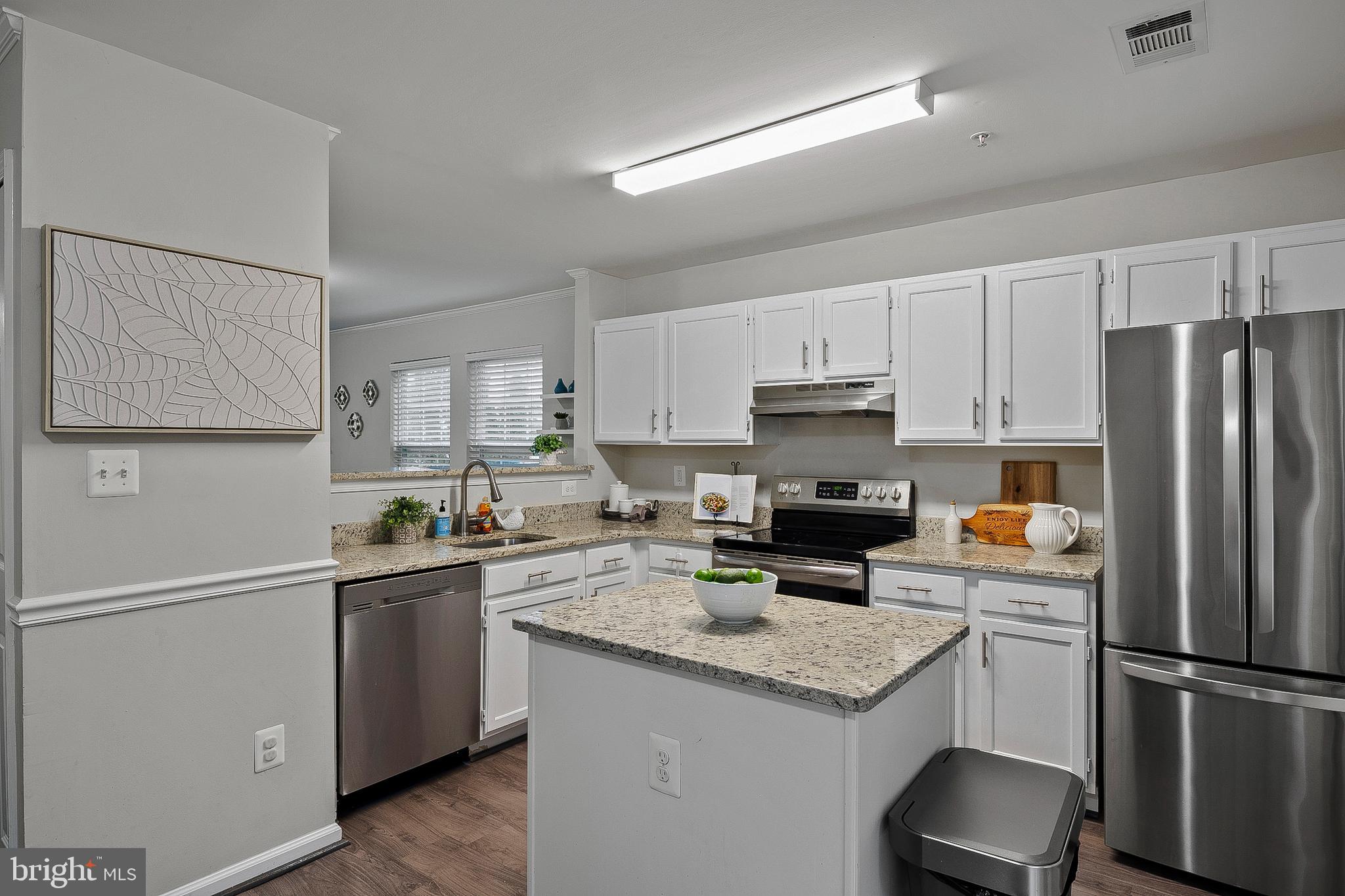 CEDAR GROVE AT CROFTON - Residential