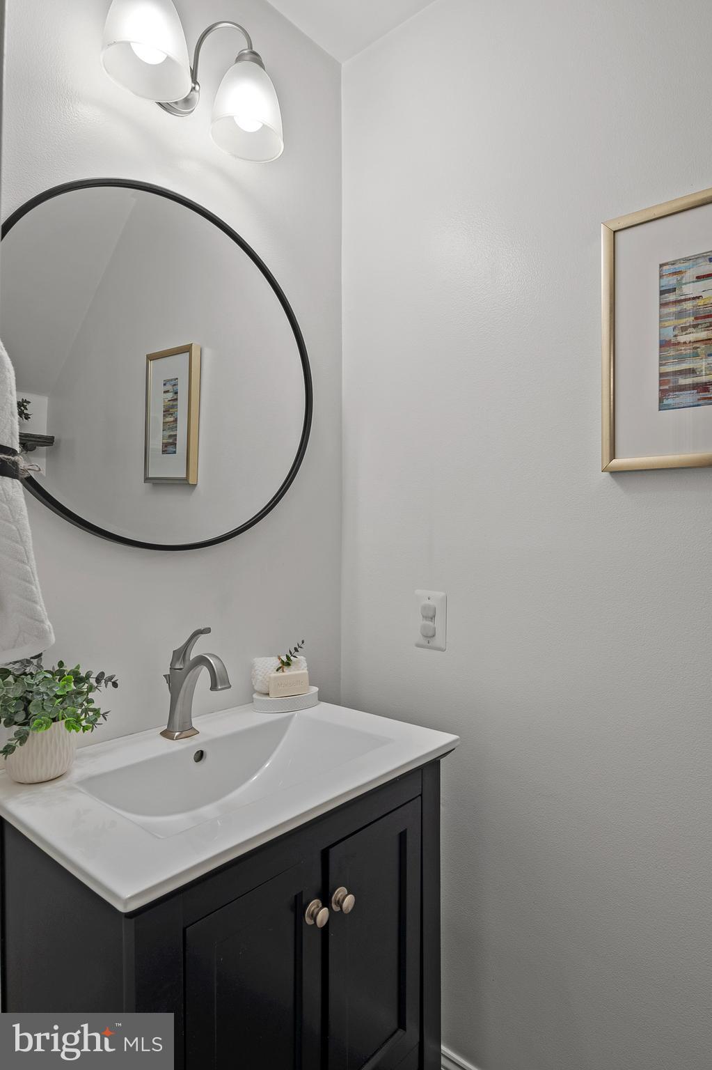 CEDAR GROVE AT CROFTON - Residential